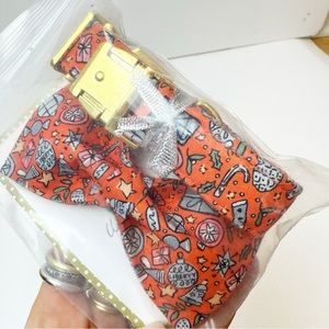 Fashion | Christmas Holiday Print Dog Collar + Bow Tie Set NWT